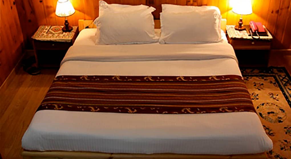 1-Yangkhil-Resort--Trongsa-Bedroom