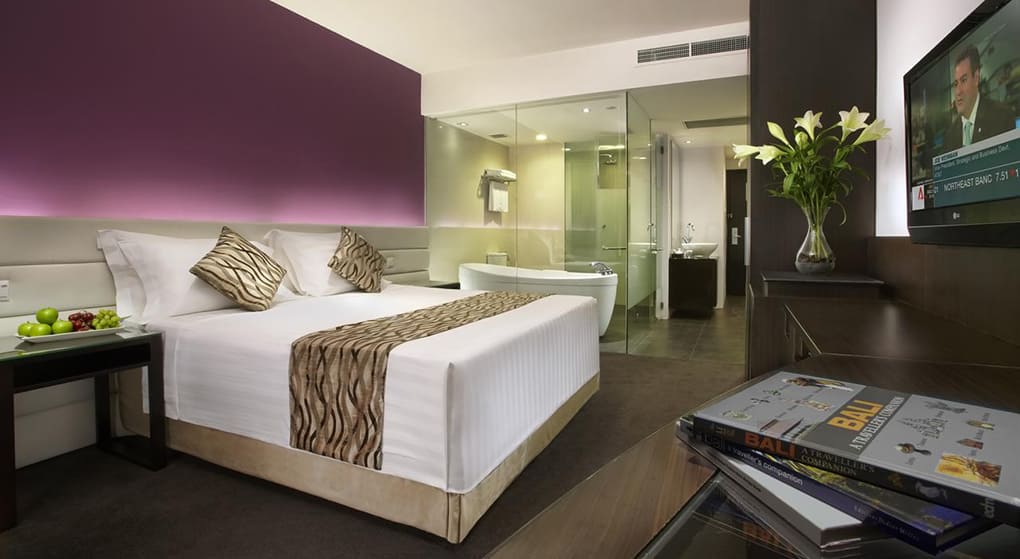 1-Furama-City-Center-Singapore-Bedroom