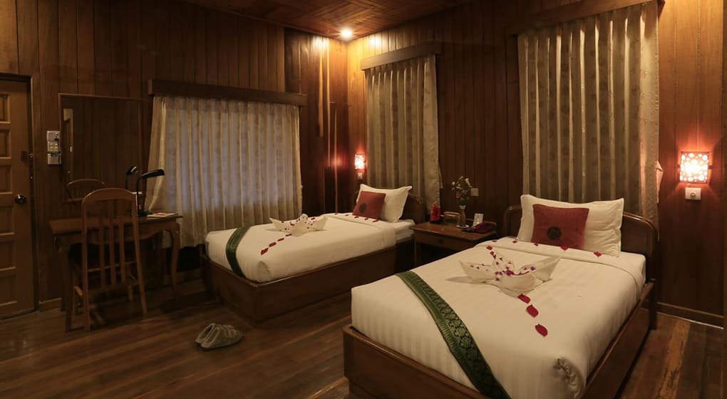 1-Hill-Top-Villa-Resort-Kalaw-Bedroom