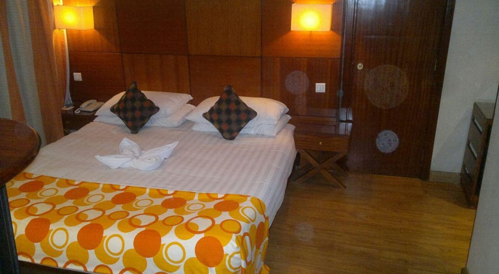 1-MS-Radamis-Nile-Cruise-Bedroom