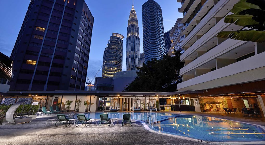 3-Corus-Hotel-(De-Luxe)-Kuala_Lumpur-Pool