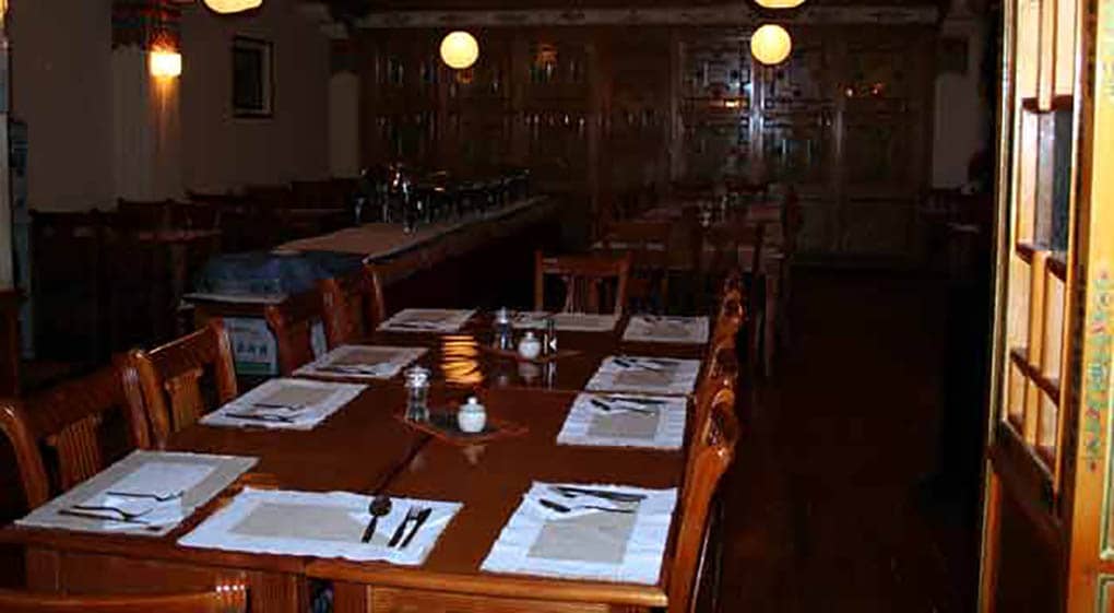 2-Kyichu-Hotel-Lhasa-Dining