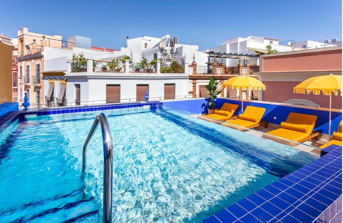 H10 Corregidor Seville Pool