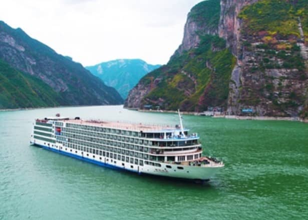 Yangtze Cruise (Sabrina)