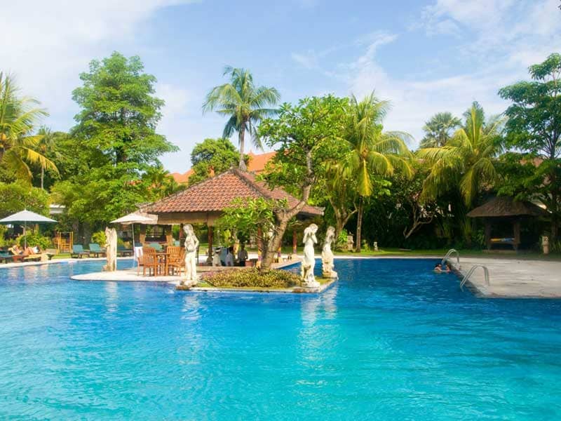 Bali-Puri Saron Seminyak pool
