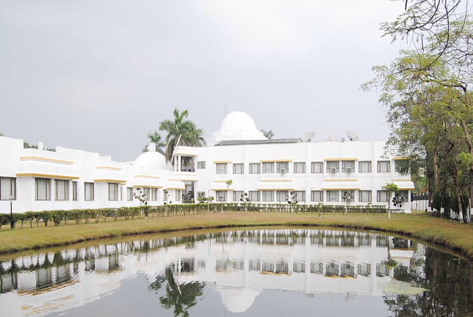 royal-residency-hotel-kushinagar-outdoor